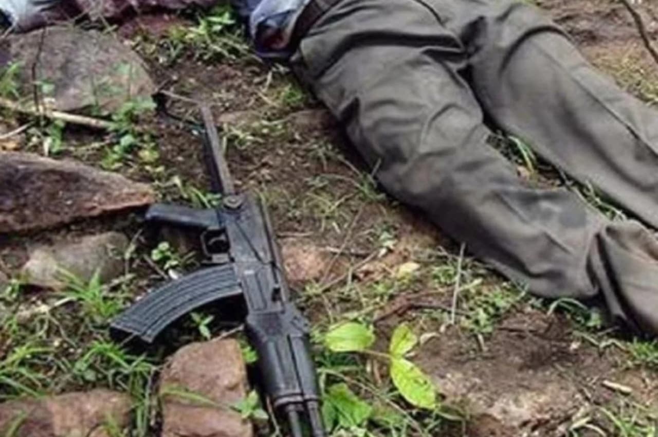 Jharkhand Naxal Encounter: झारखंड के चतरा में सुरक्षाबलों ने 5 नक्सलियों को मार गिराया, 2 एके 47 बरामद