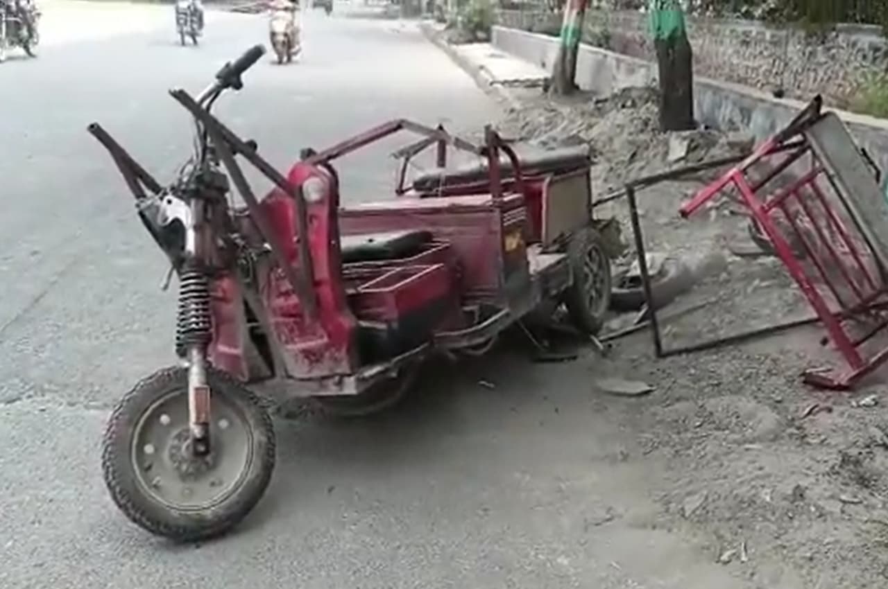 रातभर पार्टी के बाद सुबह घर लौट रहे कार सवारों ने सड़क पर मचाया ऐसा तांडव, कई घायल, फिर पुलिस ने लिया ये एक्शन
