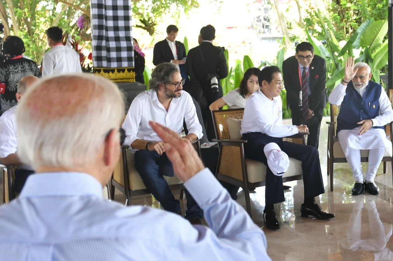 G20 Summit 2022: अमेरिकी राष्ट्रपति जो बाइडेन ने ठोकी 'सलामी' तो PM मोदी ने ऐसे स्वीकार किया अभिवादन