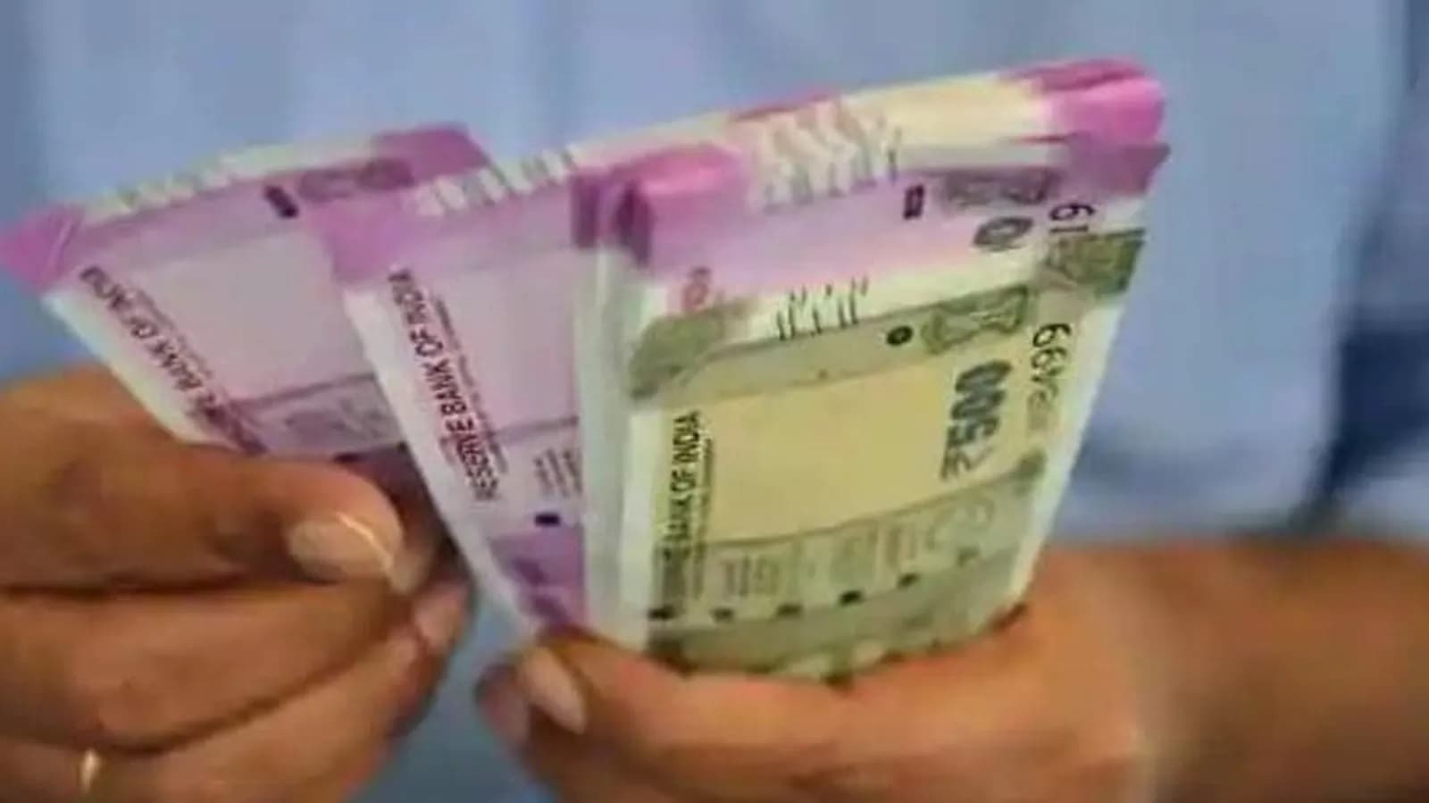 MSSC Yojana: महिला सम्मान सेविंग सर्टिफिकेट में निवेश वालों की आई मौज! अब ब्याज पर नहीं कटेगा TDS