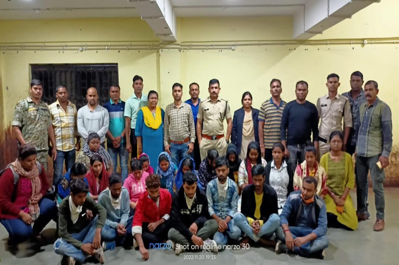 छत्तीसगढ़ में करोड़ों की ठगी करने वाले अंतरराज्यीय गैंग का पर्दाफाश, कई लोग हो चुके हैं शिकार