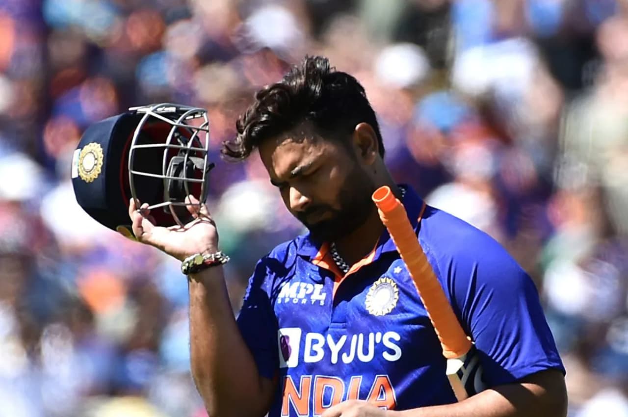 IND vs BAN 1st ODI: मैच से पहले भारतीय टीम को लगा एक और झटका, ऋषभ पंत वनडे सीरीज से हुए बाहर