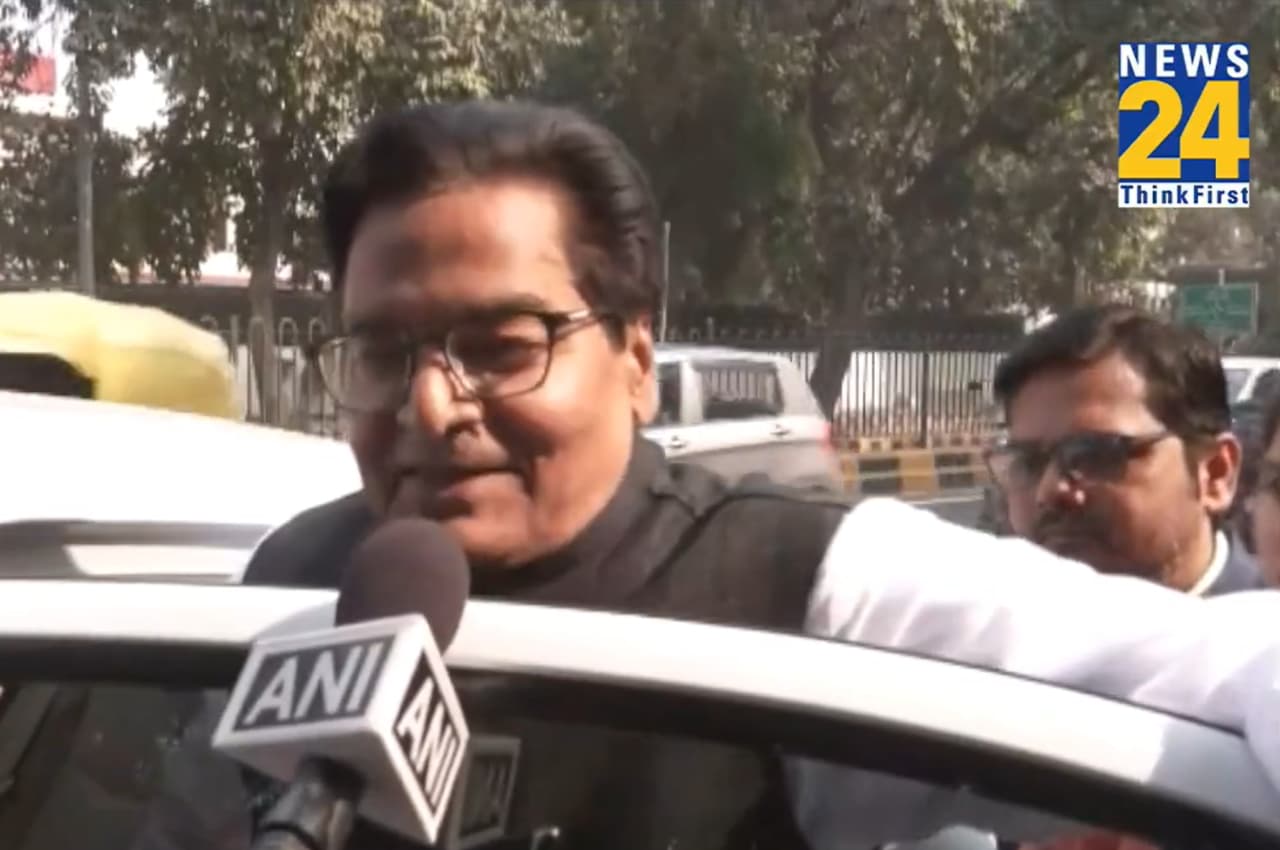 रामगोपाल बोले- 'राम मंदिर बेकार...नक्शा ठीक नहीं...' भड़की BJP, बोली- बयान हिंदू विरोधी