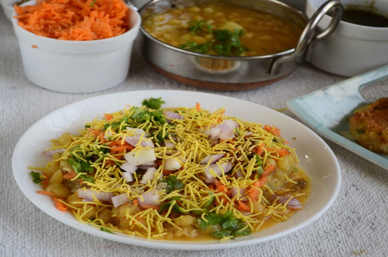 Tasty Snack: स्नैक में चटपटी सिंधी छोला चाप बढ़ा देती है मुंह का स्वाद, ये रही सिंपल रेसिपी