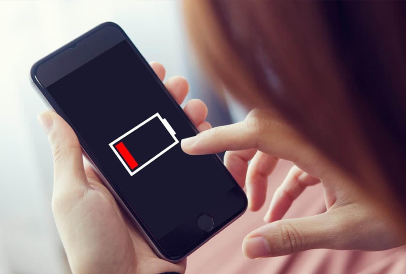 Smartphone Battery Life Boost Tips: बार-बार करना पड़ता है फोन चार्ज? तो अपनाएं ये 5 तरीके, मिलेगी राहत