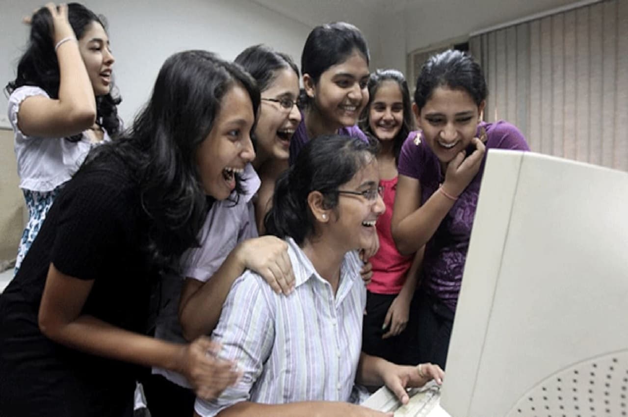 UGC NET 2022 Cut-Off: यूजीसी नेट का रिजल्ट जारी, यहां देखें विषय/श्रेणी-वाइज कटऑफ