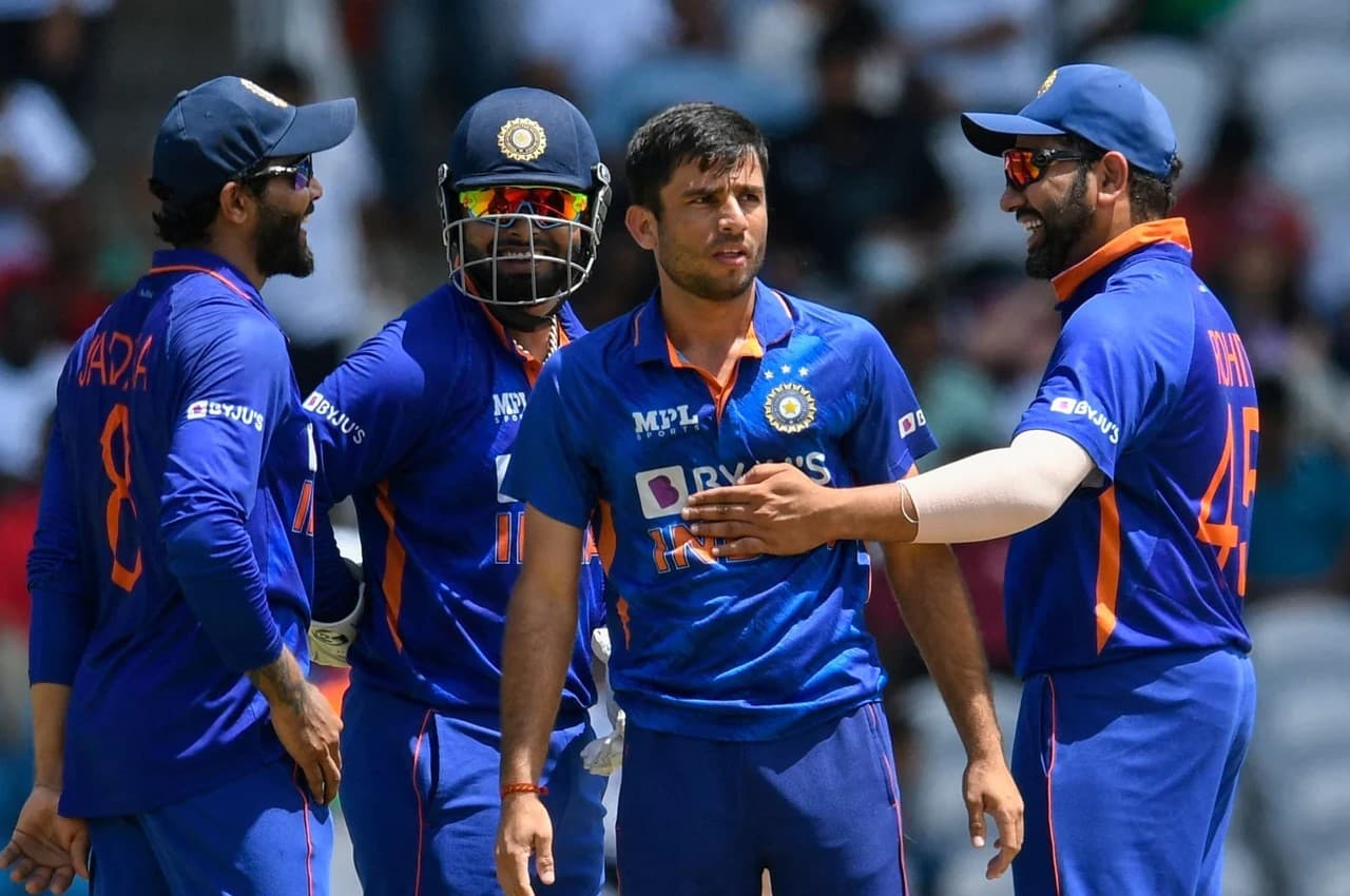 IND vs BAN: संजू सैमसन के बाद केरल से एक और खिलाड़ी ने मारी टीम इंडिया में धमाकेदार एंट्री....7 पारियों में जड़ चुका है 4 शतक