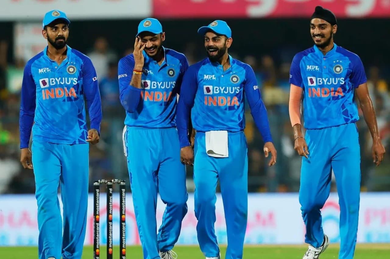T20 World Cup से बाहर होने पर Virat Kohli ने फैंस के लिए क्यों बोला Thanks? इन शब्दों से बयां किया दर्द..