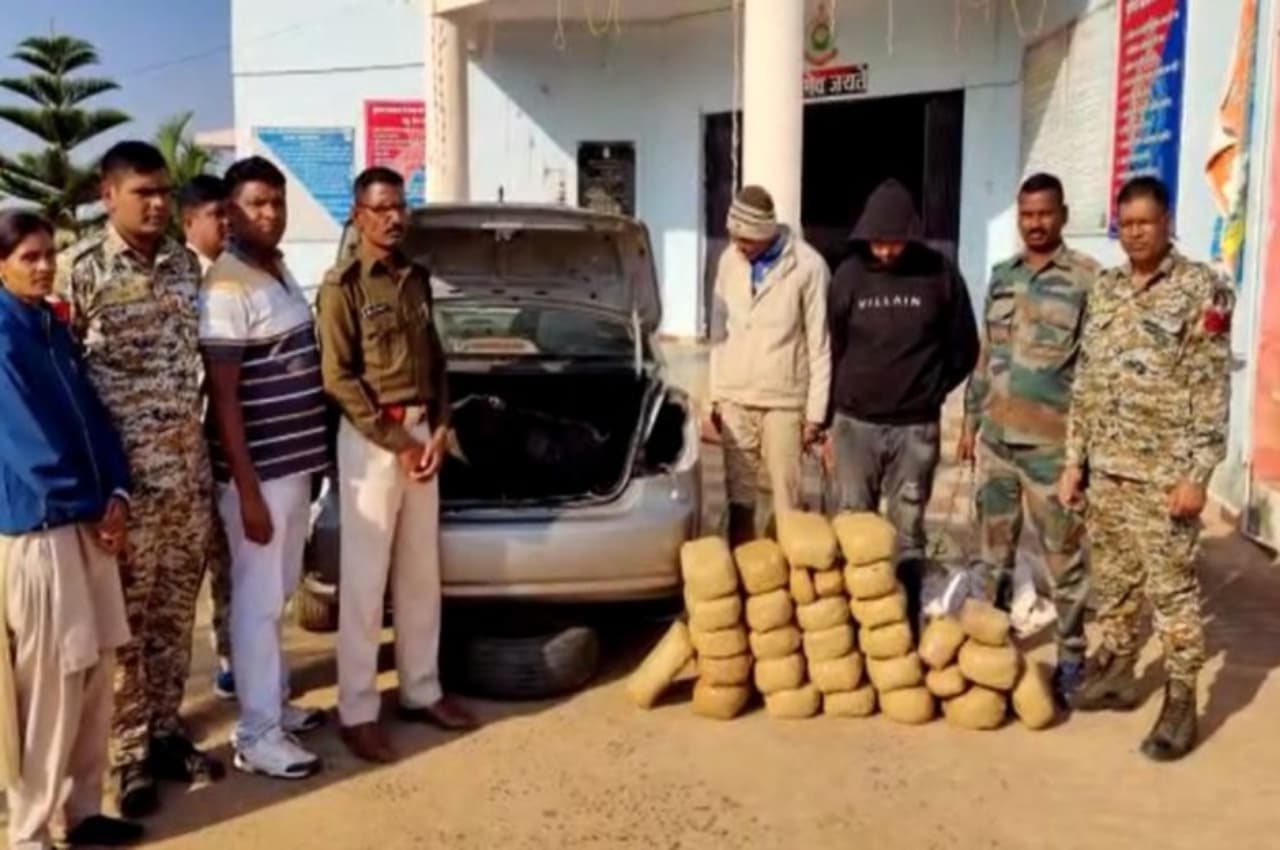 Bastar News: नशे के सौदागरों के खिलाफ बड़ी कार्रवाई,  2 तस्कर गिरफ्तार, लाखों का गांजा जब्त