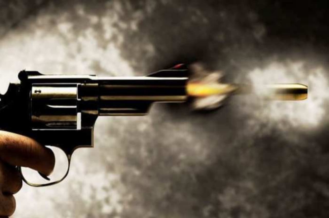 8 हजार के लिए गोली मारकर दोस्त की हत्या , 2 आरोपी देसी तमंचा और जिंदा राउंड के साथ गिरफ्तार