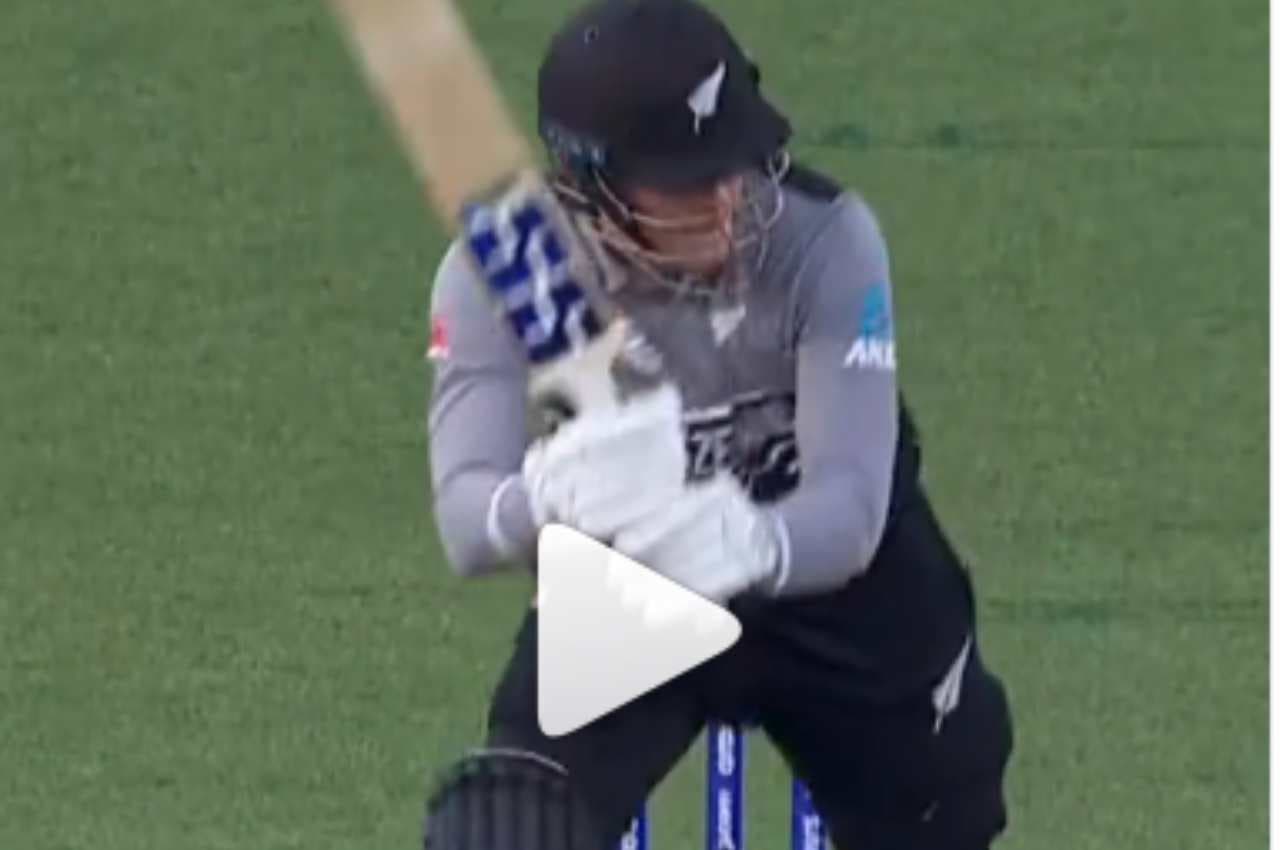 Pak Vs Nz: पहले ही ओवर में शाहीन अफरीदी  ने मचा दी हलचल, पहली बॉल पर बचा बैटर, दूसरी पर उसी तरह हो गया आउट, देखें Video