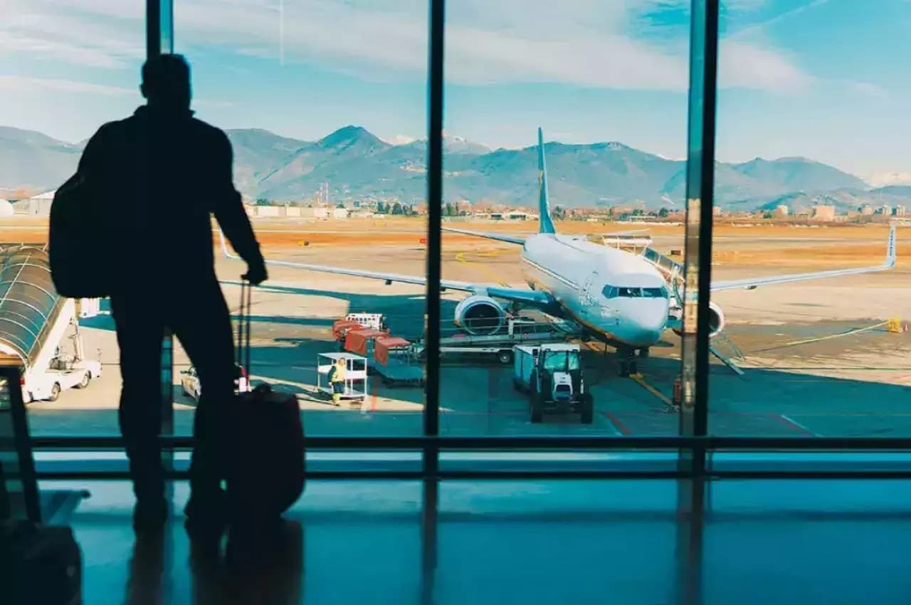 Foreign Travel without Passport: विदेश जाने के लिए पासपोर्ट की जरूरत नहीं! आधार कार्ड से ही करें यात्रा