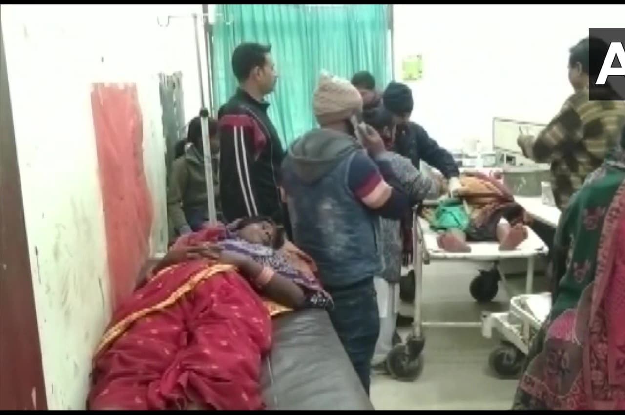 Bihar News: जमीन विवाद में ताबड़तोड़ फायरिंग, 2 नाबालिग समेत 5 महिलाएं घायल