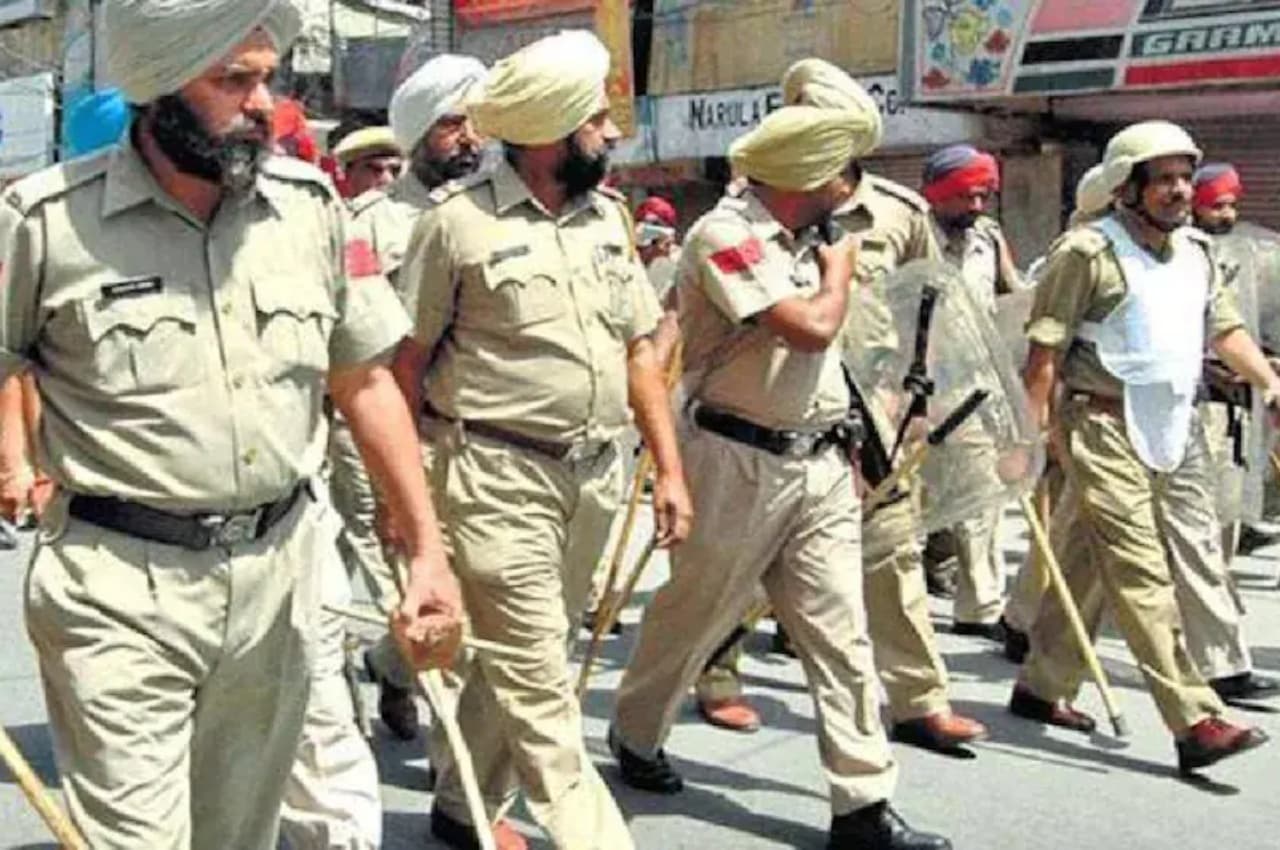Punjab News: ऑपरेशन ईगल के तहत 22 एफआईआर, 6 लाख रुपए और नशीला पदार्थ बरामद 