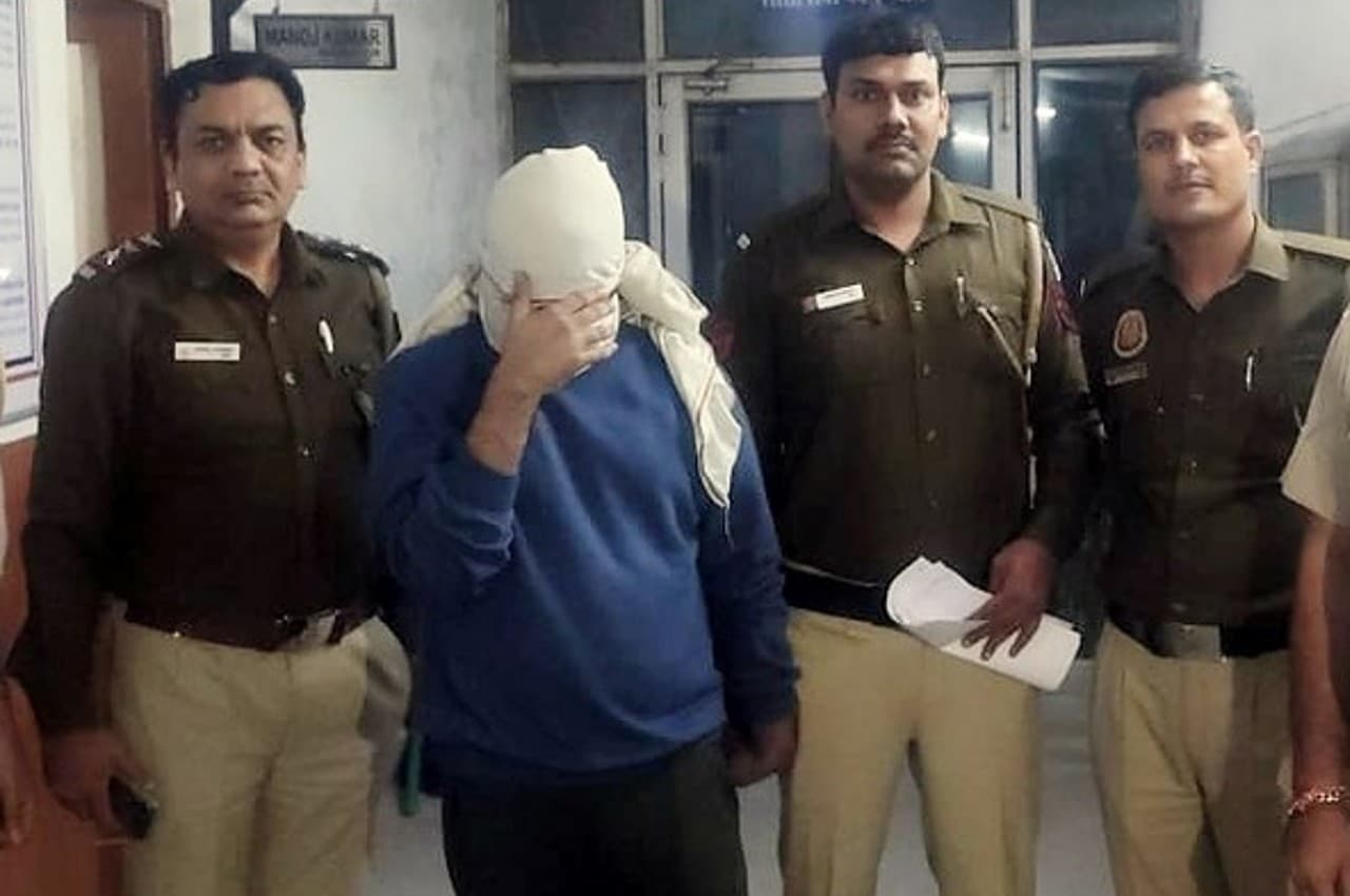 Shraddha murder case: श्रद्धा का 'कातिल' आफताब जेल में पढ़ रहा ये किताब, तिहाड़ जेल प्रशासन ने पूरी की डिमांड