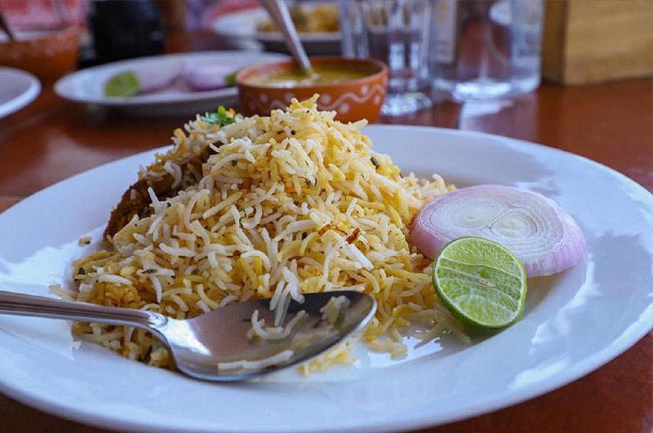 Swiggy पर सबसे ज्यादा किन चीजों के आए ऑर्डर? 2022 की पूरी लिस्ट देखें