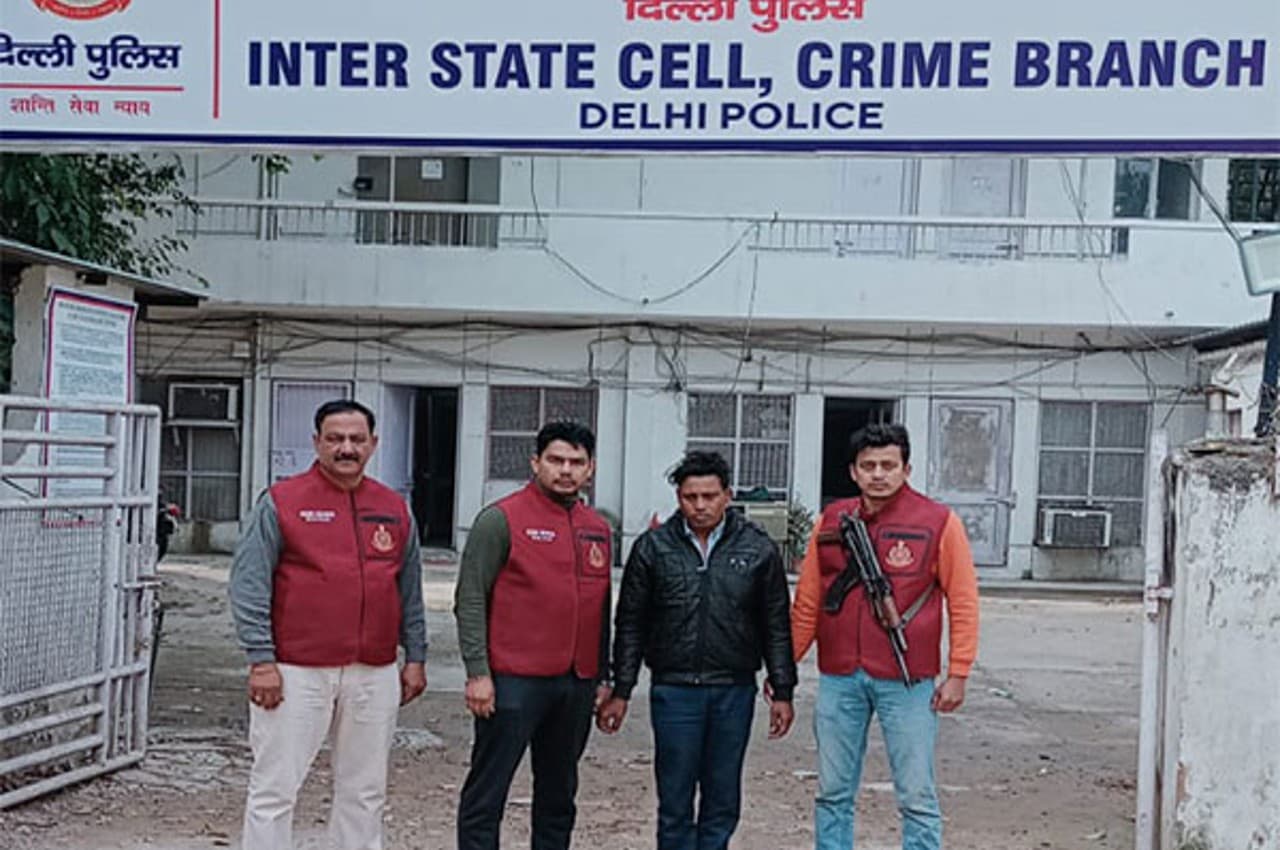 Chhapra Liquor Case: छपरा जहरीली शराबकांड का मास्टरमाइंड दिल्ली से गिरफ्तार, कहा- अमीर बनने की थी चाहत