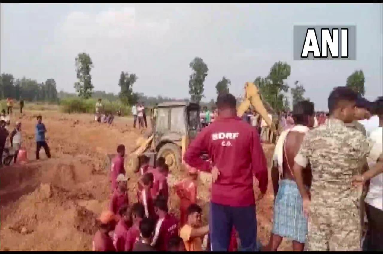 छत्तीसगढ़ में खदान धंसने से 7 लोगों की मौत, कई के फंसने की आशंका, रेस्क्यू जारी