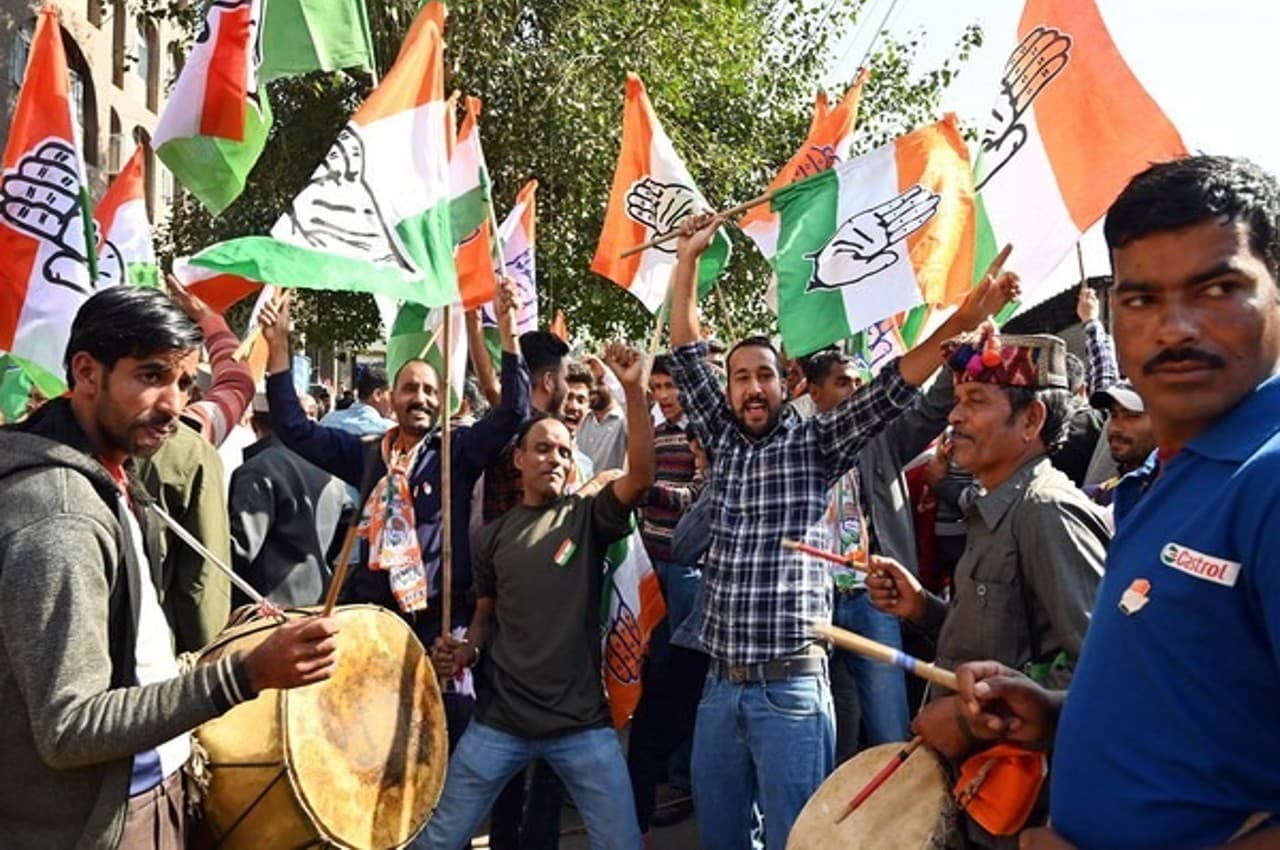 Himachal Congress: हिमाचल का CM कौन? मुहर लगाने के लिए आज कांग्रेस MLAs की शिमला में बैठक