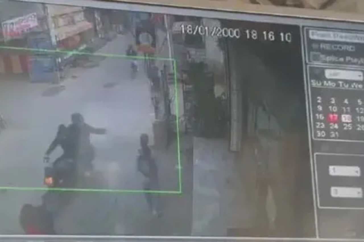 Delhi acid attack: दिल्ली एसिड हमले में शामिल 3 लोग गिरफ्तार, लड़की खतरे से बाहर
