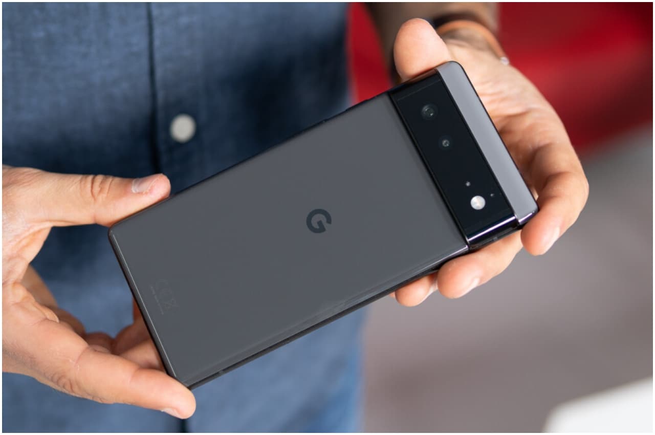 Google Pixel 6a Deal: मची लूट! 44 हजार का फोन सिर्फ 9,399 रुपये में, जानिए डील