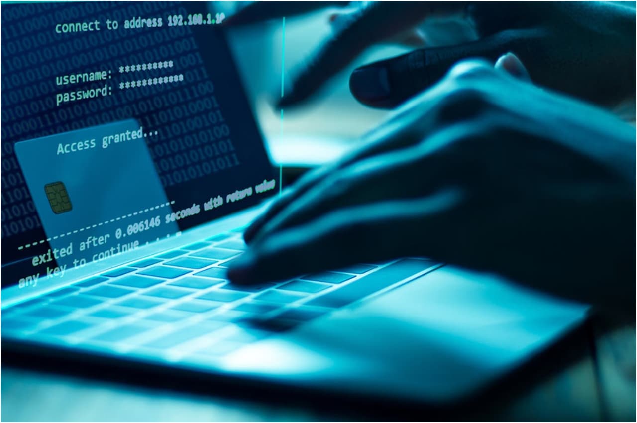 Google Service Center Scam: आप ही की गलती पहुंचाती है आपको नुकसान, भूलकर भी न करें ये सर्च