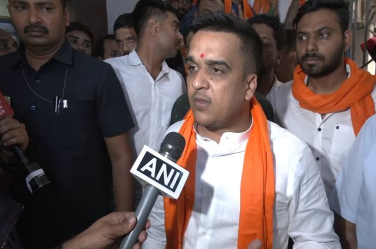 Gujarat Election Results 2022: गुजरात के गृह मंत्री हर्ष संघवी बोले- राज्य का अपमान करने वालों को लोगों ने करारा जवाब दिया है
