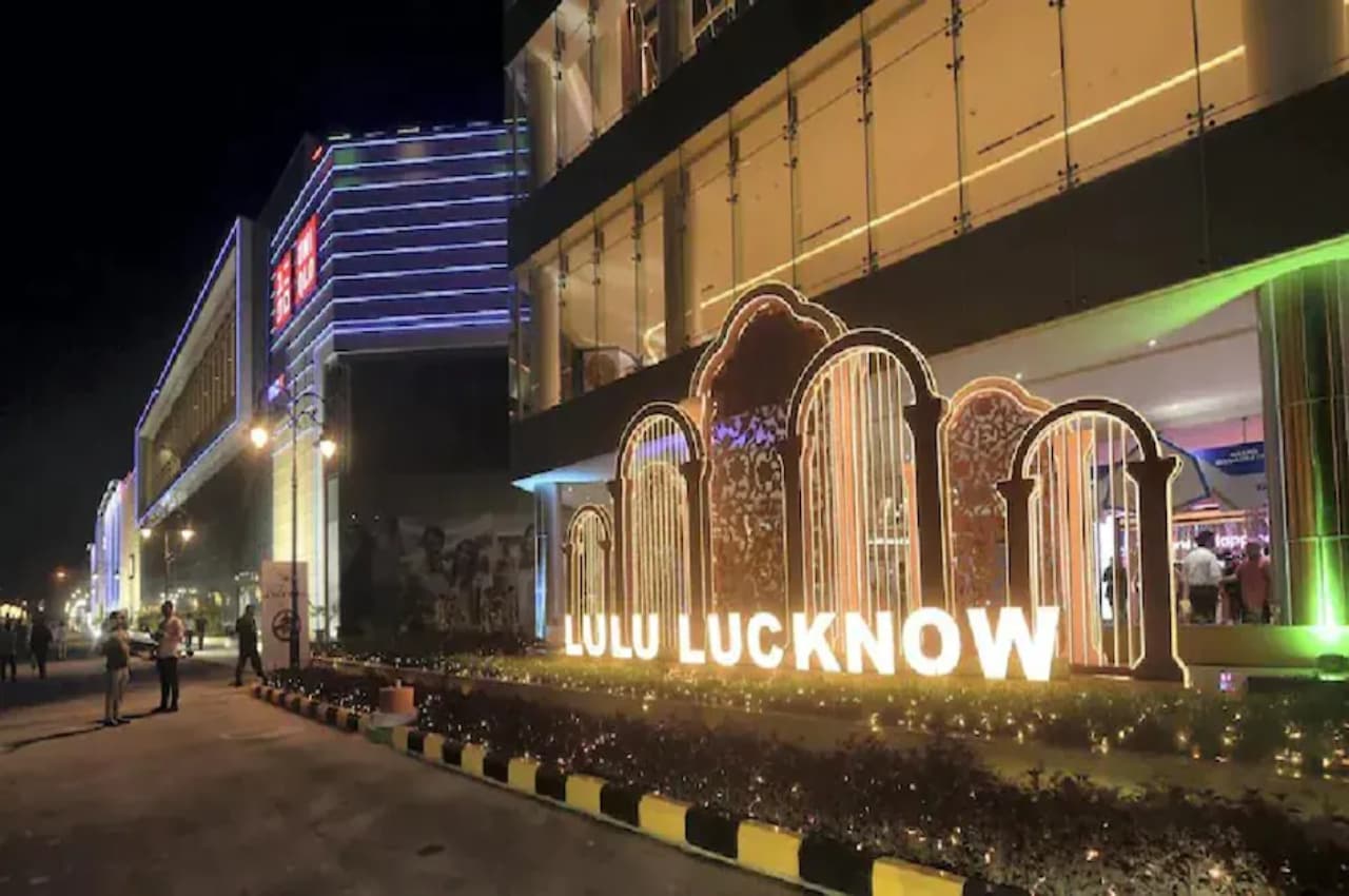 लुलु मॉल की पार्किंग से चोरी हुए 10 लाख के जेवरात बरामद, पुलिस का ये काम देखकर करेंगे सलाम