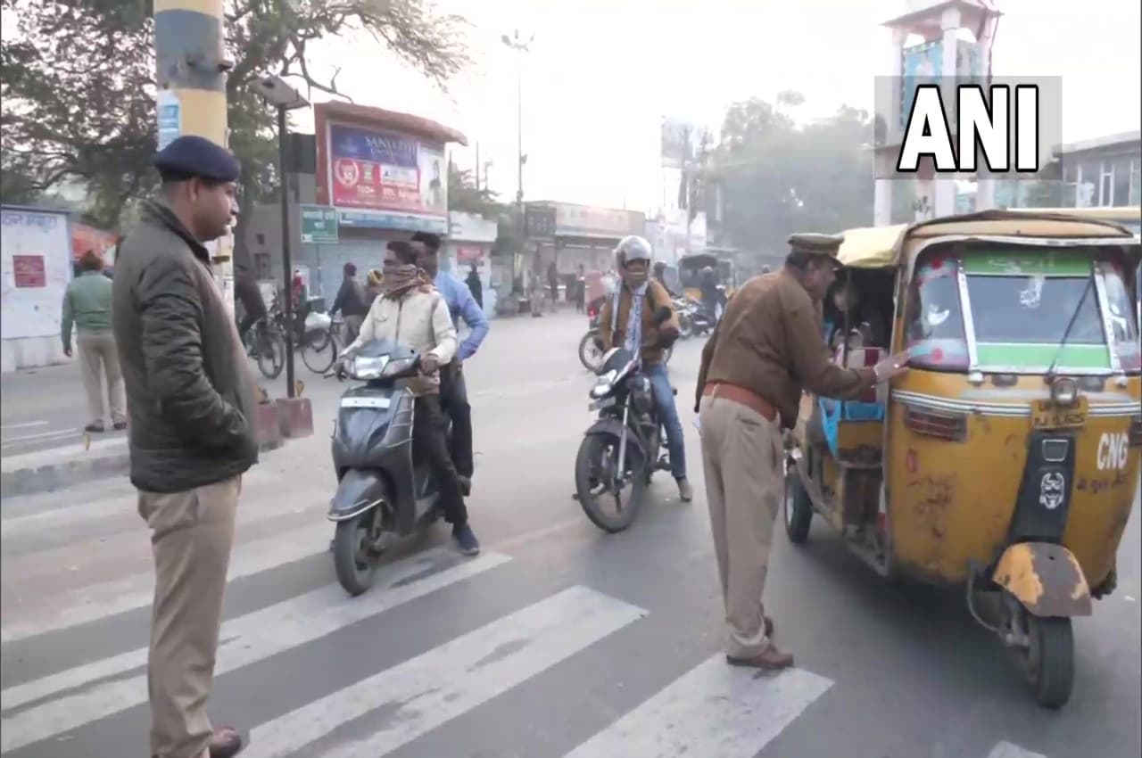 मथुरा में हाईअलर्ट; हिंदू महासभा ने किया शाही ईदगाह में हनुमान चालीसा पढ़ने का ऐलान, धारा 144 लागू
