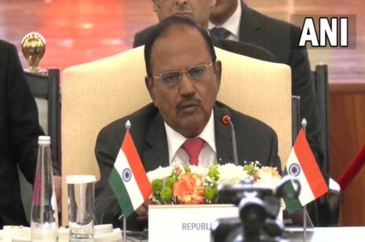 NSA Level Conclave: राष्ट्रीय सुरक्षा सलाहकार अजीत डोभाल बोले- अफगानिस्तान में आतंकी नेटवर्क चिंता का विषय