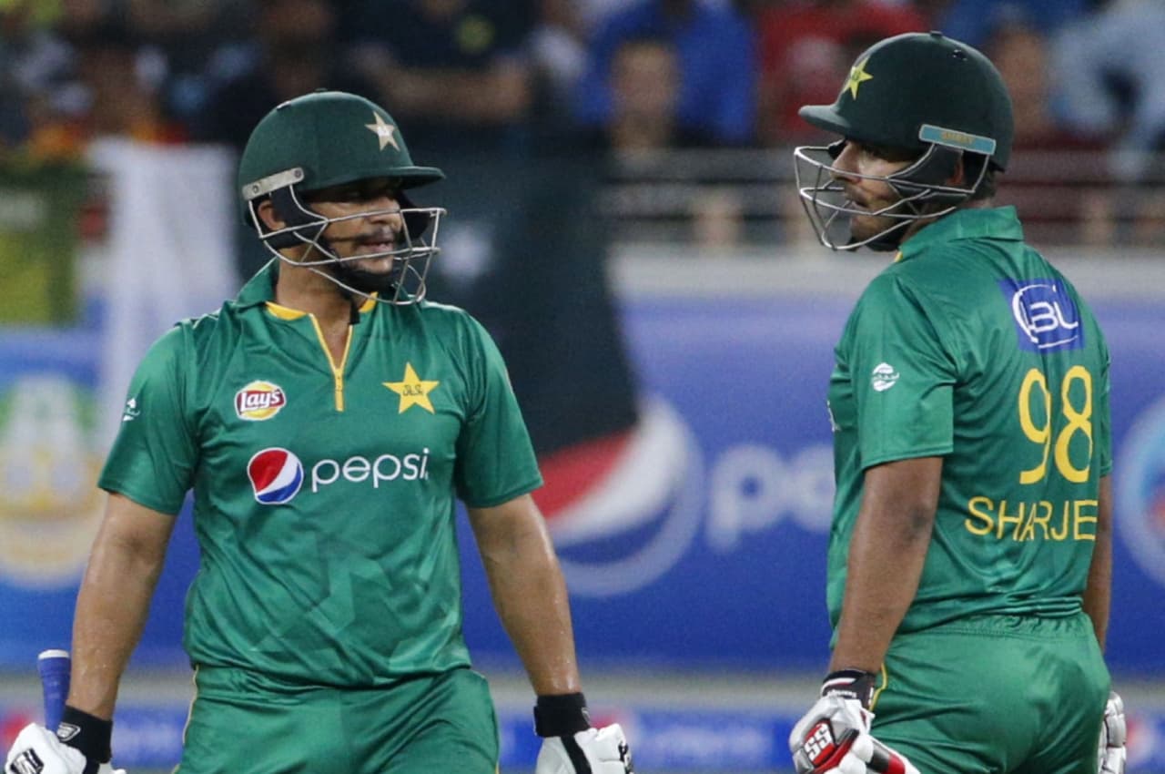 PAK vs NZ: न्यूजीलैंड के खिलाफ वनडे सीरीज के लिए पाकिस्तान टीम का ऐलान, 6 साल बाद वापसी करेगा फिक्सिंग में फंसा बल्लेबाज