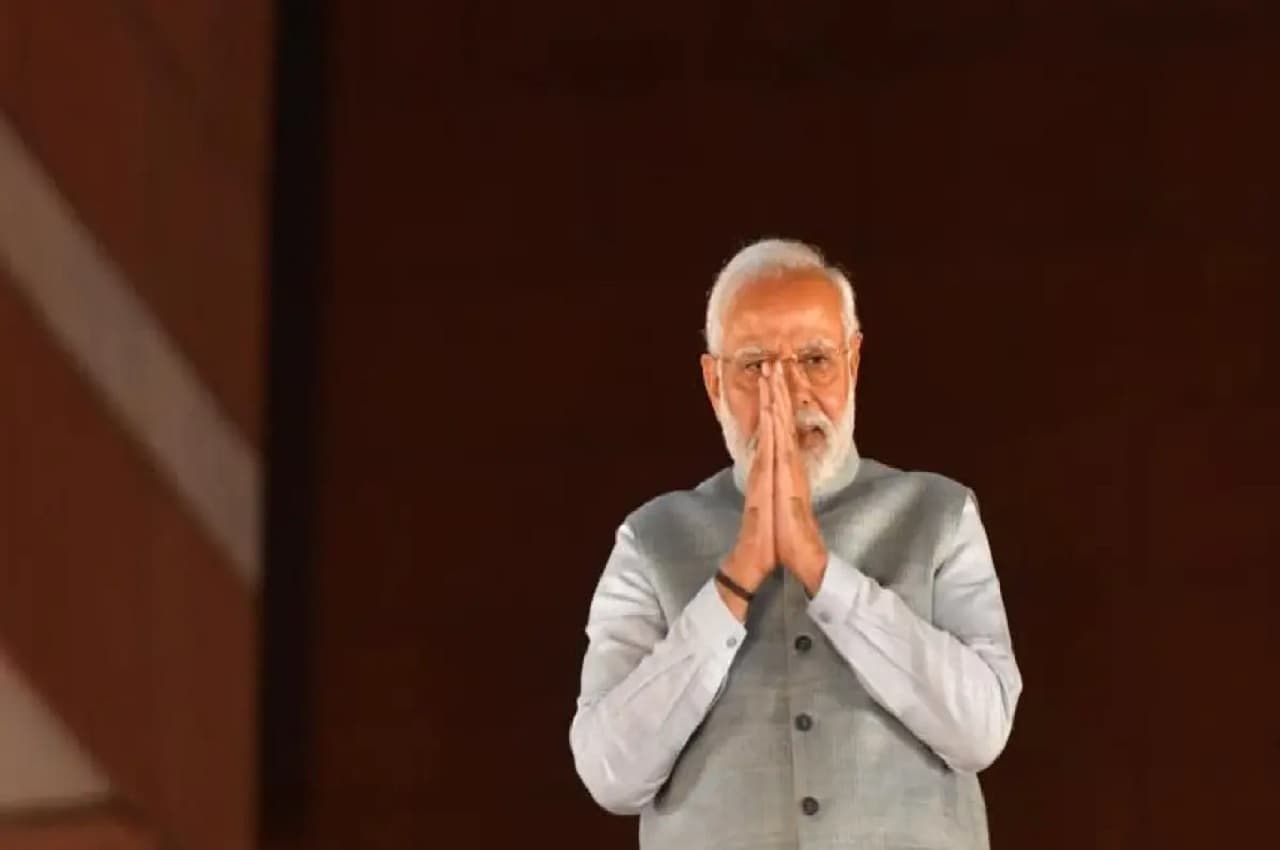 Gujarat Election Results 2022: गुजरात में BJP की बंपर जीत, पीएम मोदी आज शाम 6 बजे पहुंचेंगे पार्टी मुख्यालय