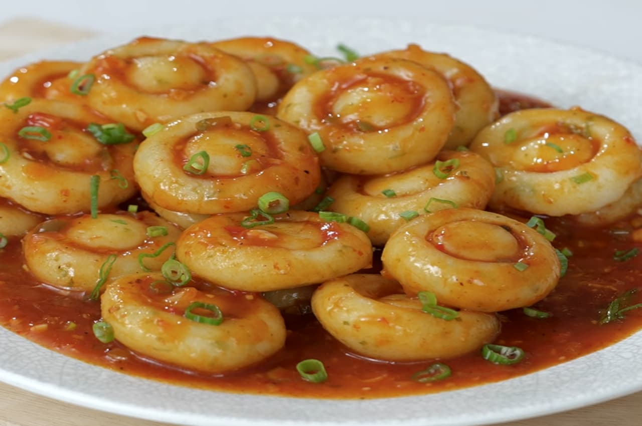 Schezwan Chili Potatoes recipe: वीकेंड पर बनाएं ये लजीज इंडियन-चाइनीज डिश, उंगलियां चाटते रह जाएंगे