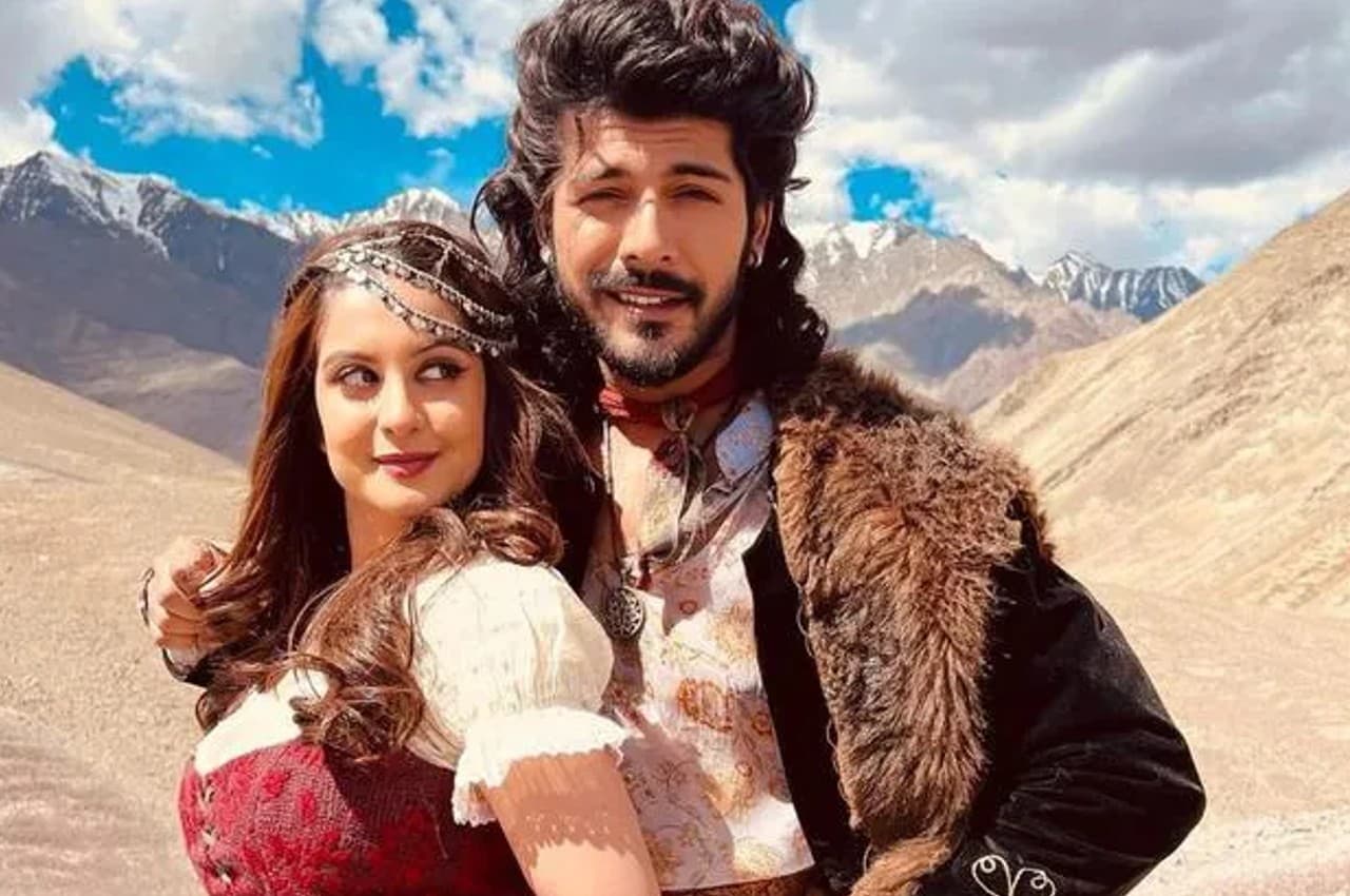 Tunisha Sharma Suicide: तुनिशा शर्मा सुसाइड केस में एक्टर शीजान खान गिरफ्तार, आत्महत्या के लिए उसकाने का केस दर्ज