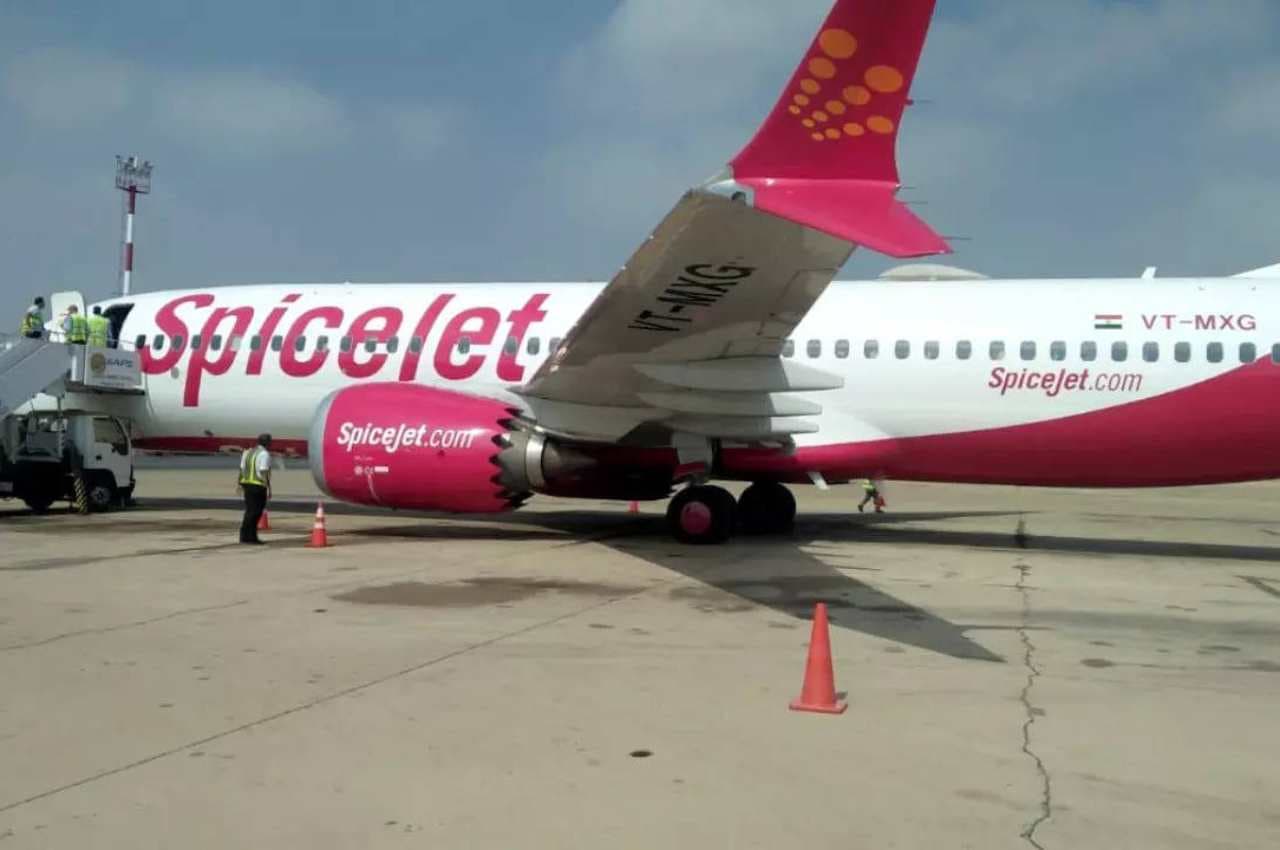 स्पाइसजेट विमान की कोच्चि में इमरजेंसी लैंडिंग, सउदी अरब के जेद्दा से कोझिकोड आ रही थी फ्लाइट