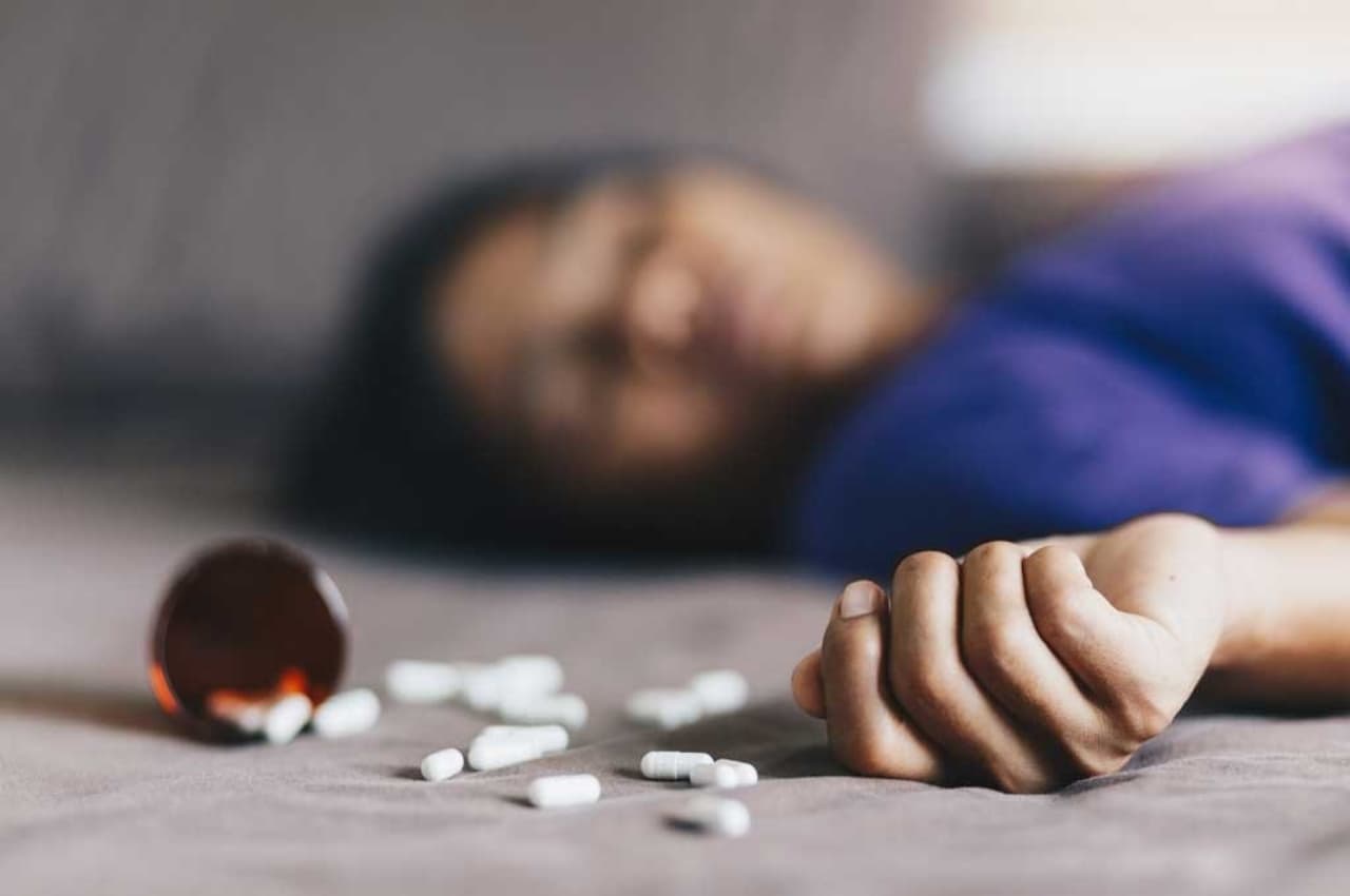 प्रेमी की घिनौनी करतूत ने ली 2 जानें, मंगेतर के बाद युवती ने भी की आत्महत्या, 4 पन्नों के सुसाइड नोट में लगाए ये आरोप