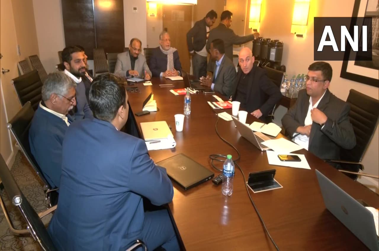 Global Investors Summit 2023: विदेश दौरे पर UP के मंत्री और अधिकारी, इन कंपनियों के साथ समझौतों पर हुए हस्ताक्षर