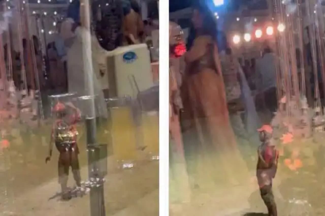 Viral Video: पार्टी में इस बात पर आ गया एक डिलीवरी बॉय का दिल, फिर वेडिंग हॉल के बाहर कर दिया ऐसा काम