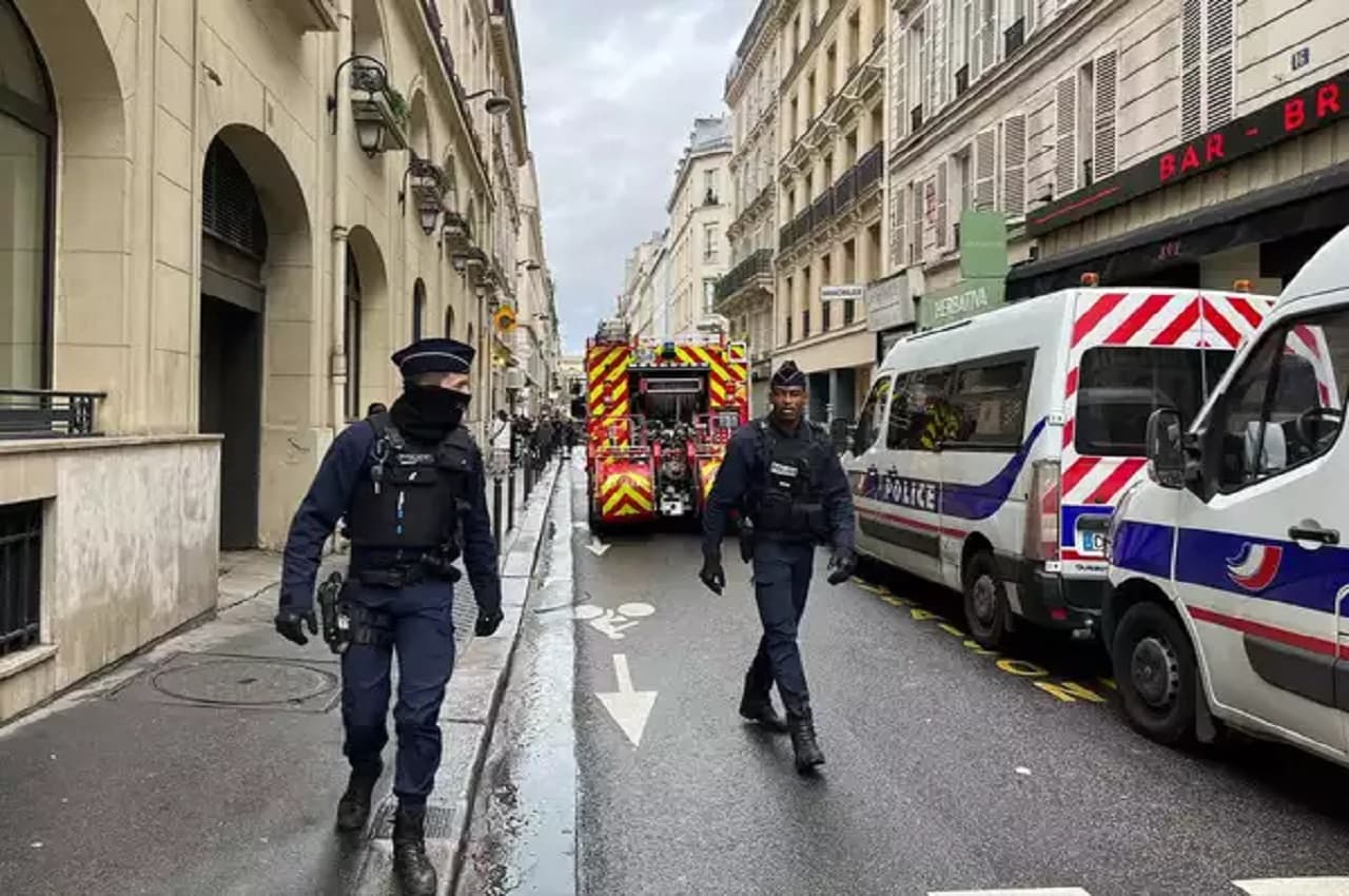 Paris Shooting: सेंट्रल पेरिस में हुई गोलीबारी में दो लोगों की मौत, एक गिरफ्तार