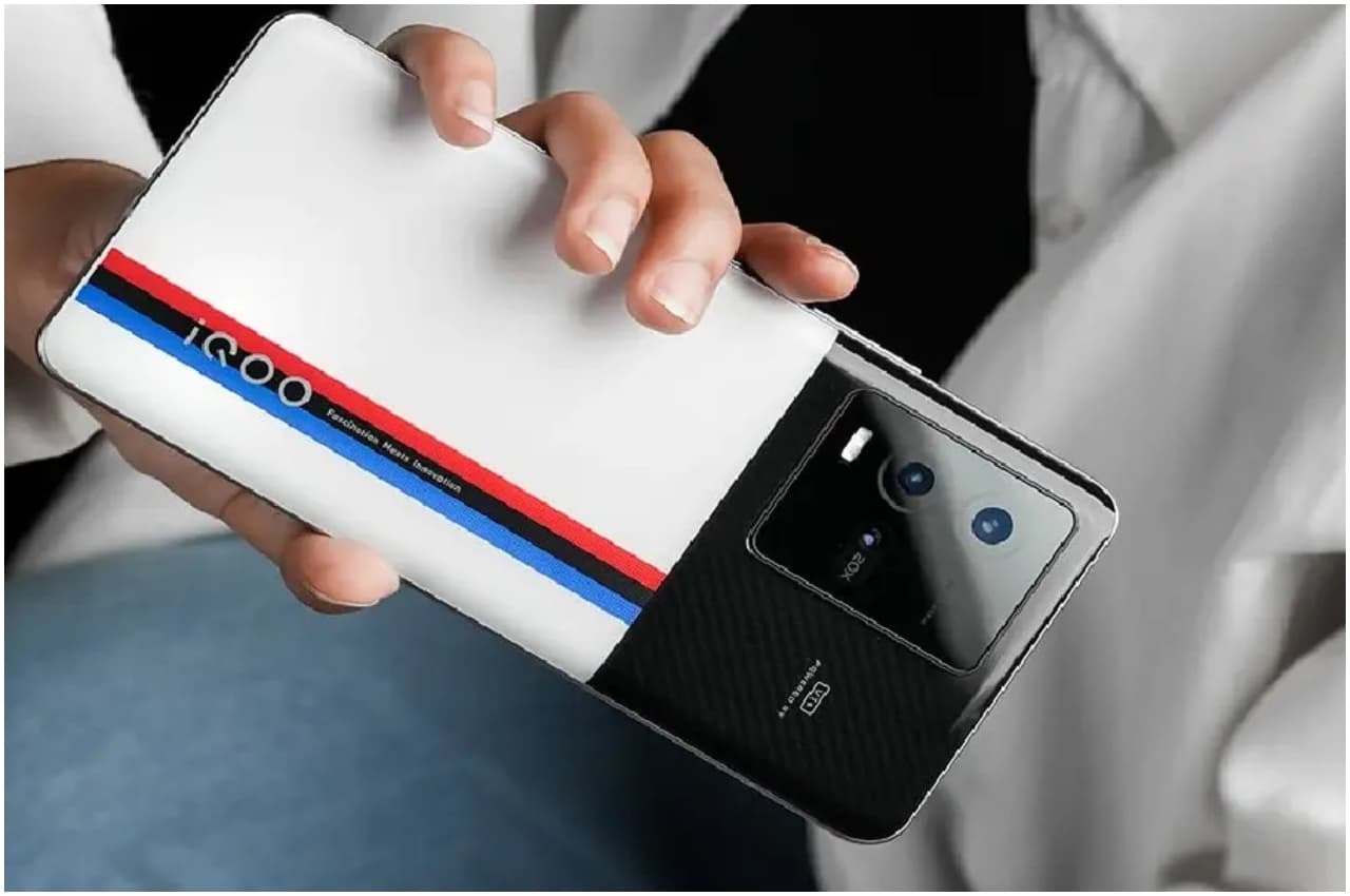iQoo 11 5G जल्द होने वाला है लॉन्च, 512GB तक स्टोरेज और 50MP कैमरा