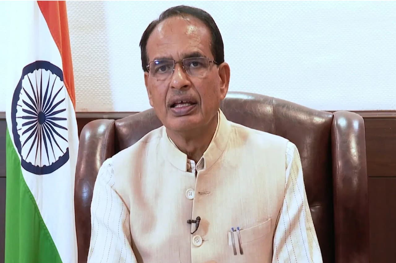 MP Politics: धर्मांतरण रोकने शिवराज सरकार का बड़ा कदम, 60 दिन पहले देनी होगी यह जानकारी