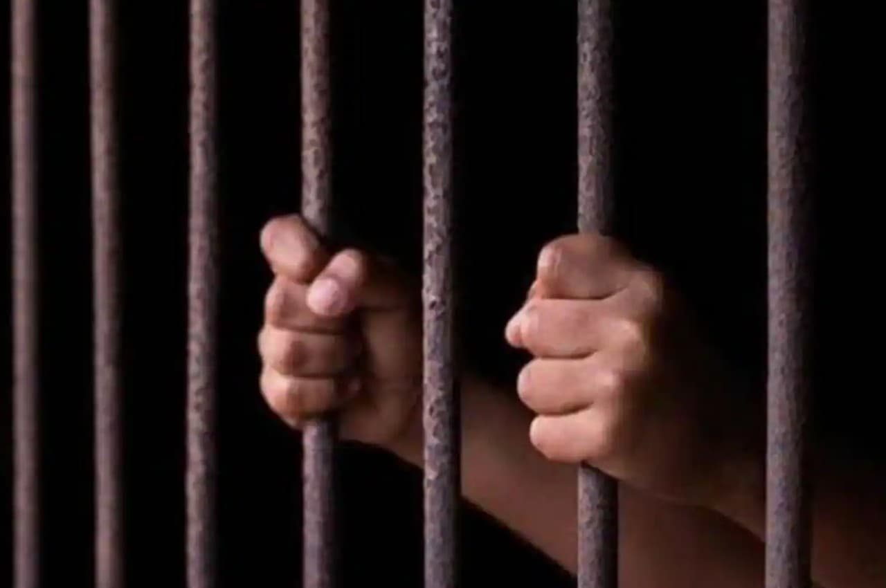 पत्नी की हत्या के आरोप में 3 साल तक जेल में रहा पति, बाहर निकलते ही किया बड़ा खुलासा, सुनकर चौंक जाएंगे