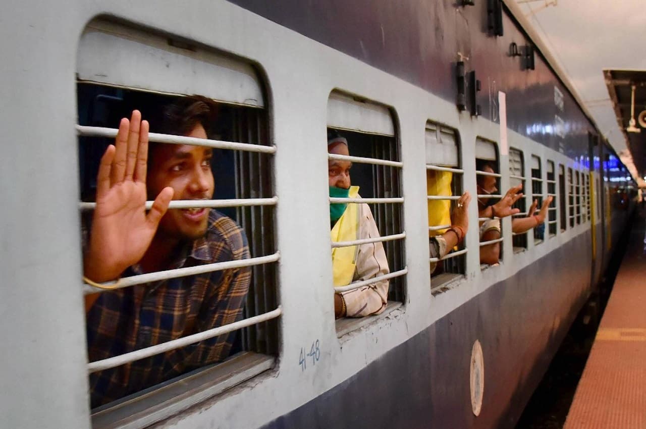 IRCTC ने निकाला अयोध्या से वैष्णो देवी तक का टूर पैकेज; जानें- टिकट की कीमतें समेत सबकुछ
