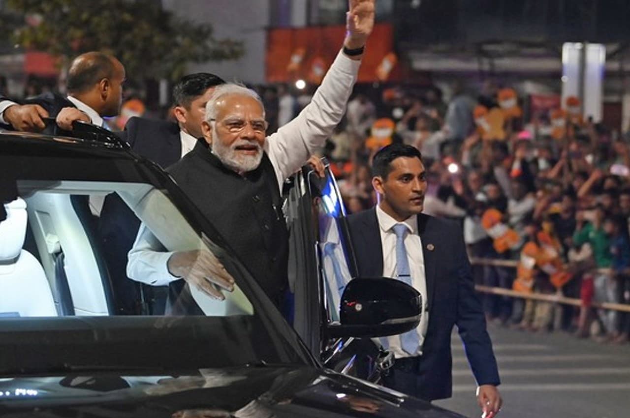 BJP National Executive Meeting: दिल्ली में आज PM मोदी करेंगे रोड शो, ट्रैफिक पुलिस ने जारी की एडवाइजरी