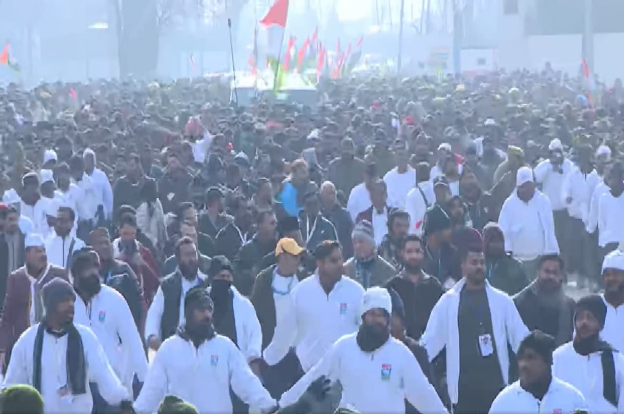 Bharat Jodo Yatra: कांग्रेस भारत जोड़ो यात्रा का 135वां दिन, श्रीनगर में लाल चौक के पास आज तिरंगा फहराएंगे राहुल गांधी