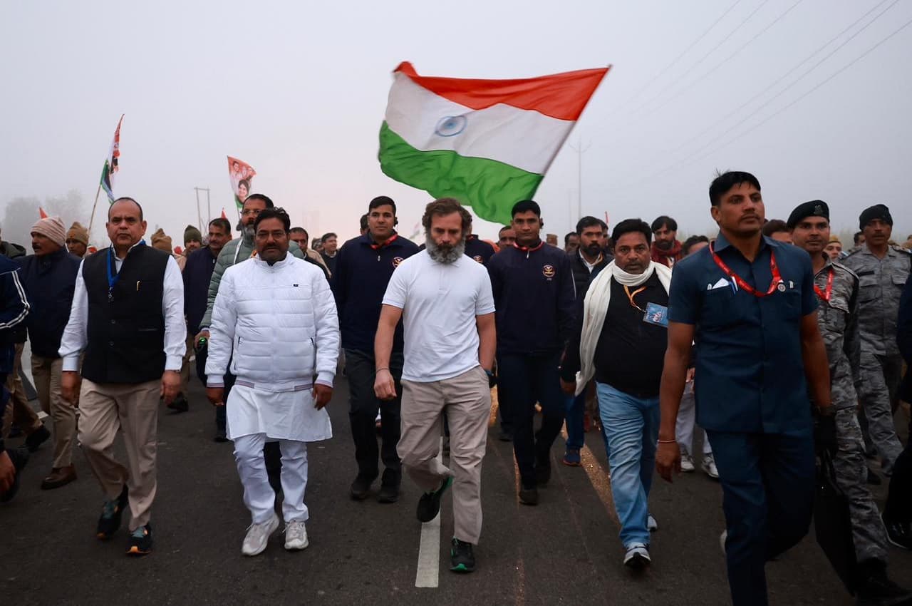 Bharat Jodo Yatra: कांग्रेस भारत जोड़ो यात्रा का आज 111वां दिन, उत्तर प्रदेश के शामली से हुई शुरू यात्रा