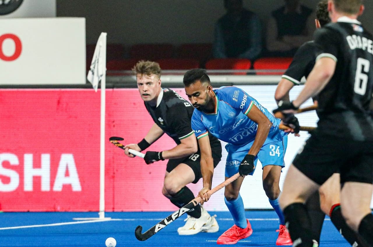 Hockey World Cup:  भारत ने वेल्स को 4-2 से हराया, क्वार्टर फाइनल में जगह बनाने के लिए न्यूजीलैंड से खेलना होगा मैच