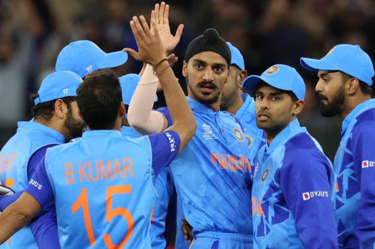 IND vs SL: दूसरे टी 20 में तूफानी गेंदबाज की वापसी तय, टीम के साथ पहुंचा पुणे