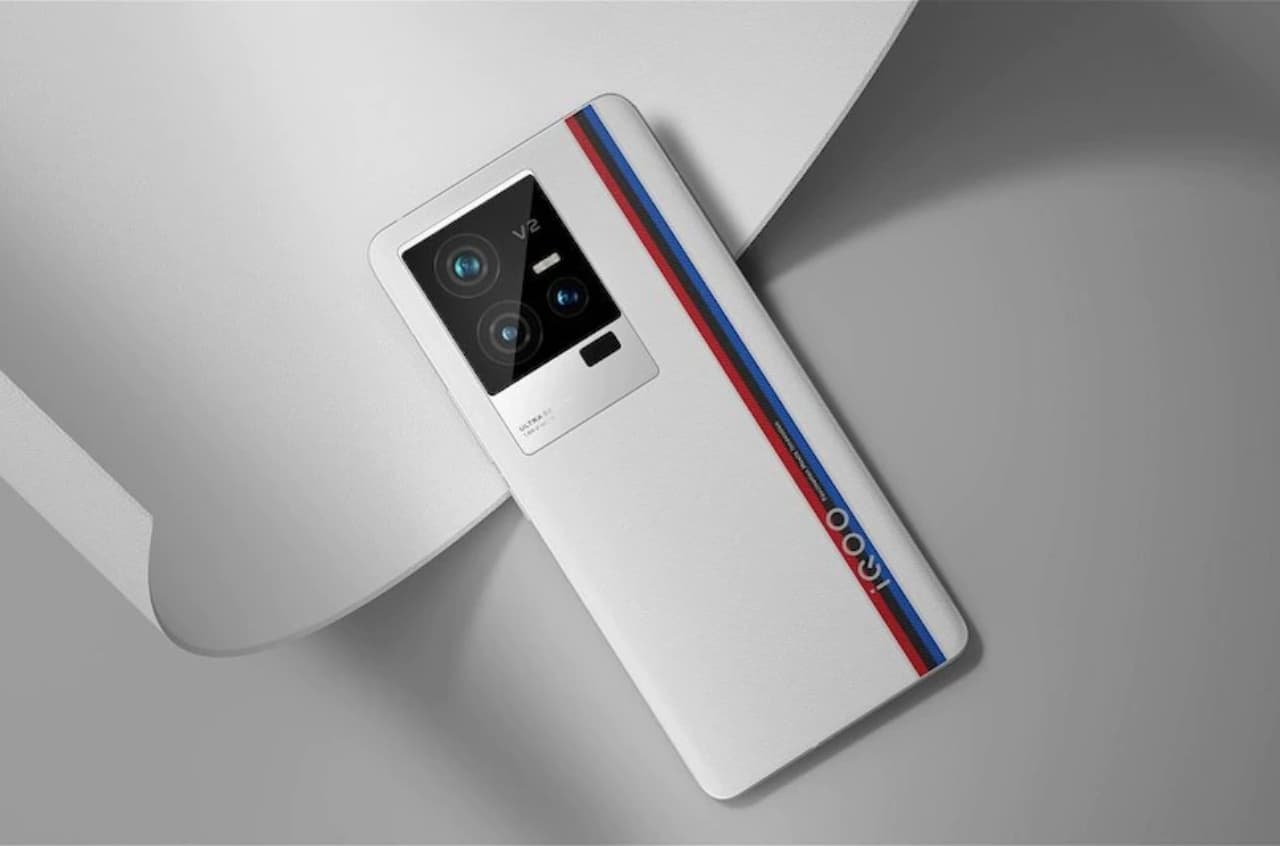 iQoo 11 5G भारत में लॉन्च, मिलेगा 16GB RAM और 120W फ्लैश चार्जिंग सपोर्ट
