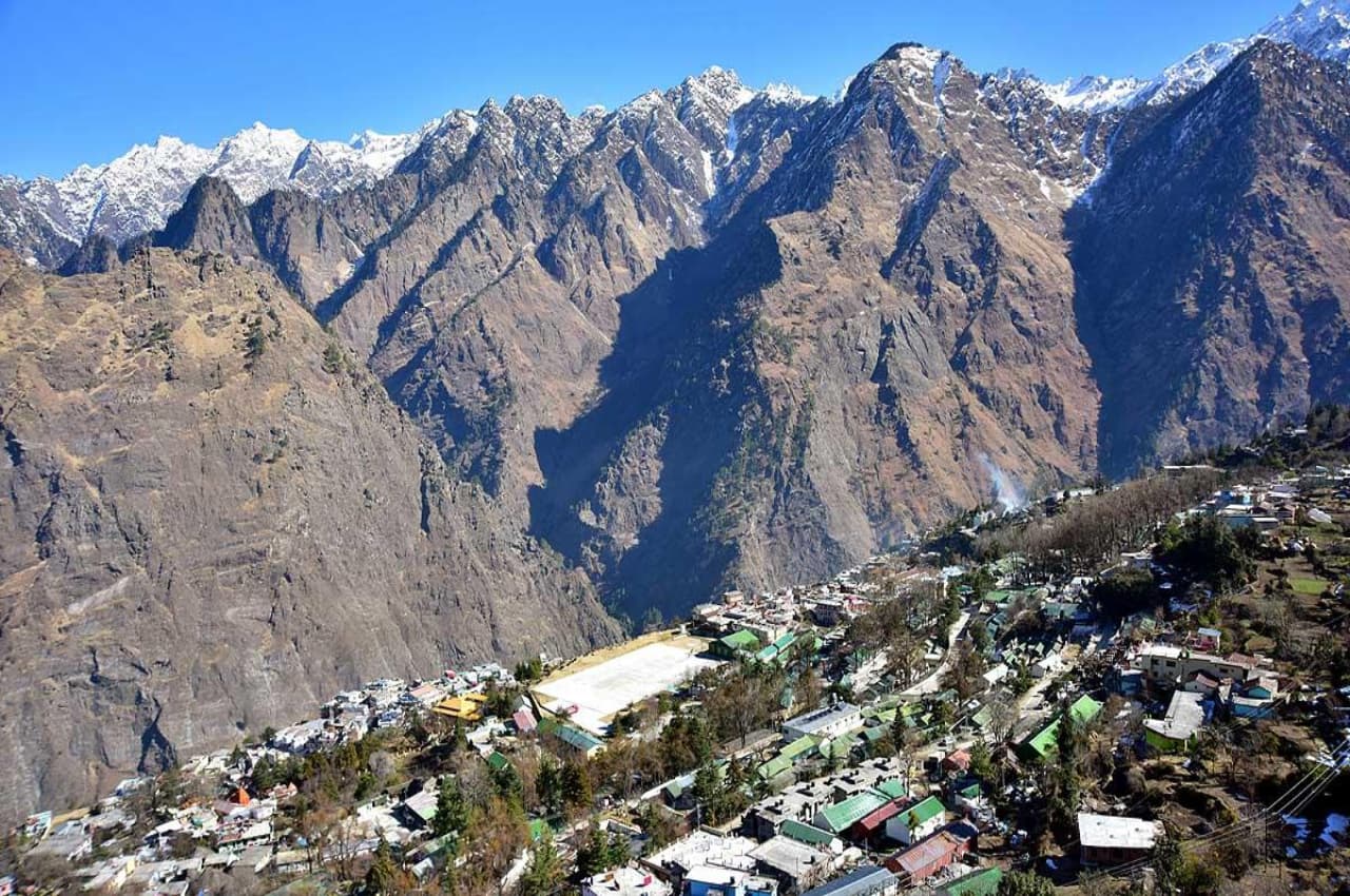 Joshimath Sinking Update: विशेषज्ञों ने जताई बड़ी चिंता, बोले- हिमालय क्षेत्र को तत्काल घोषित करें संवेदनशील, वरना...